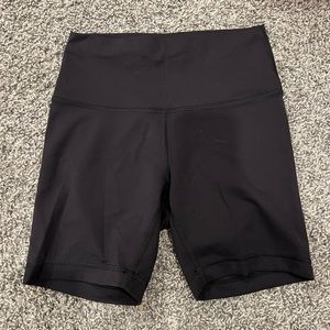 Lululemon wunder under shorts